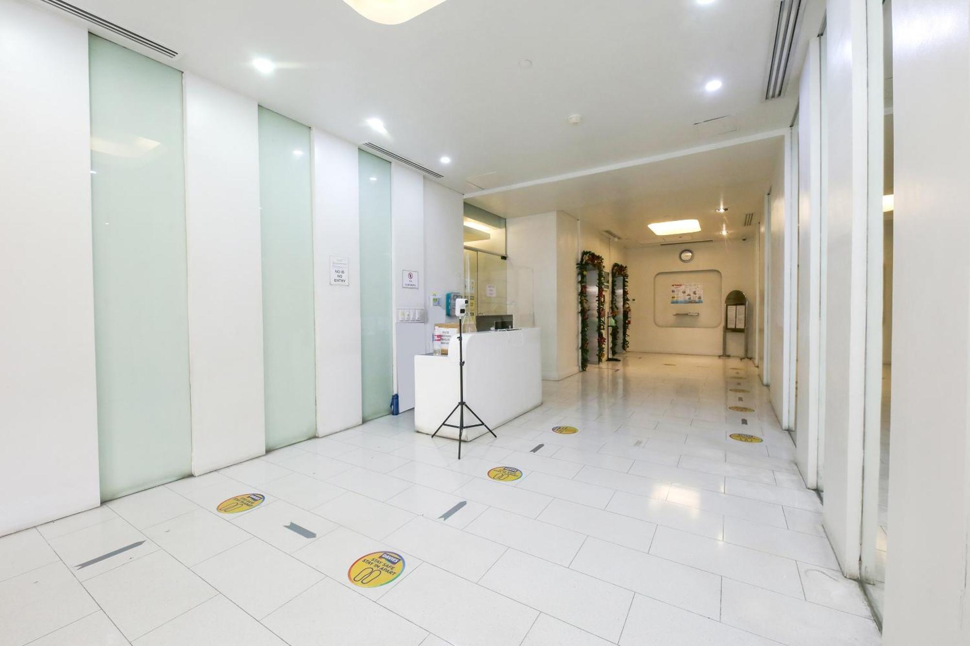 Oyo 769 波夫拉西翁北极星套房酒店 马卡蒂 外观 照片